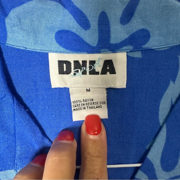 Blue and Yellow Car Print Men's Casual Shirt - Picture 3 of 3